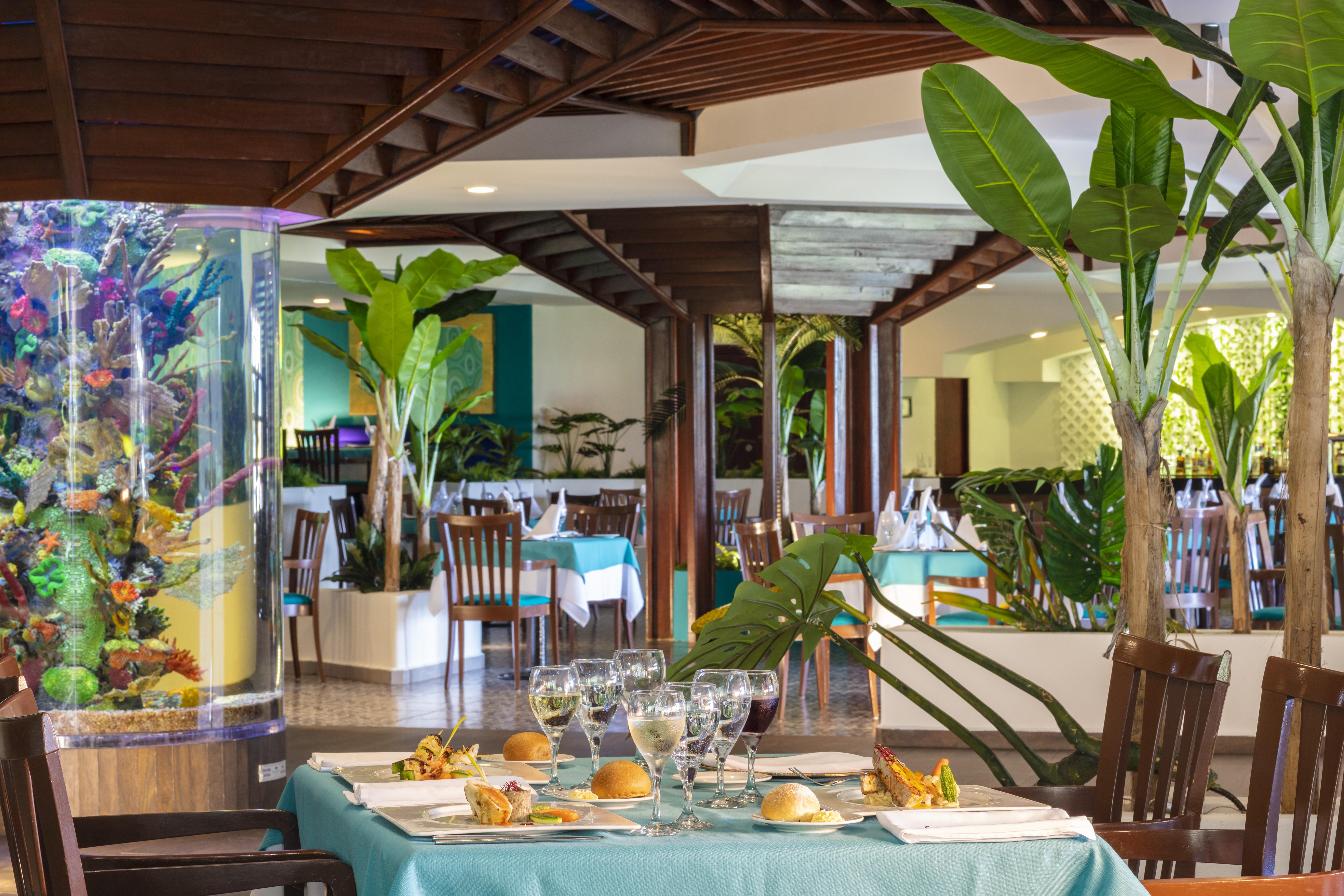 Resort Crown Paradise Club 5*