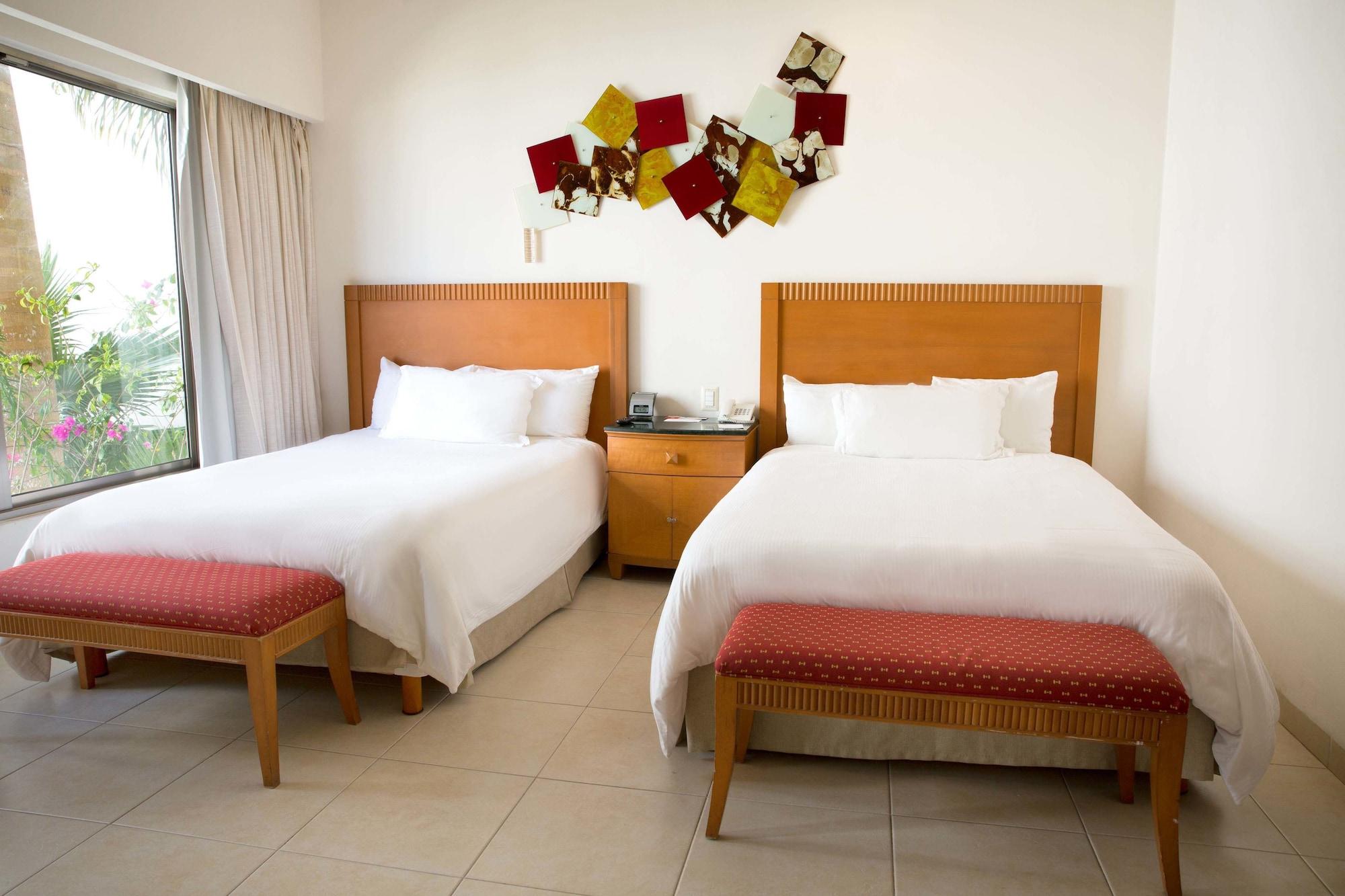 Hotel Ambiance 4*