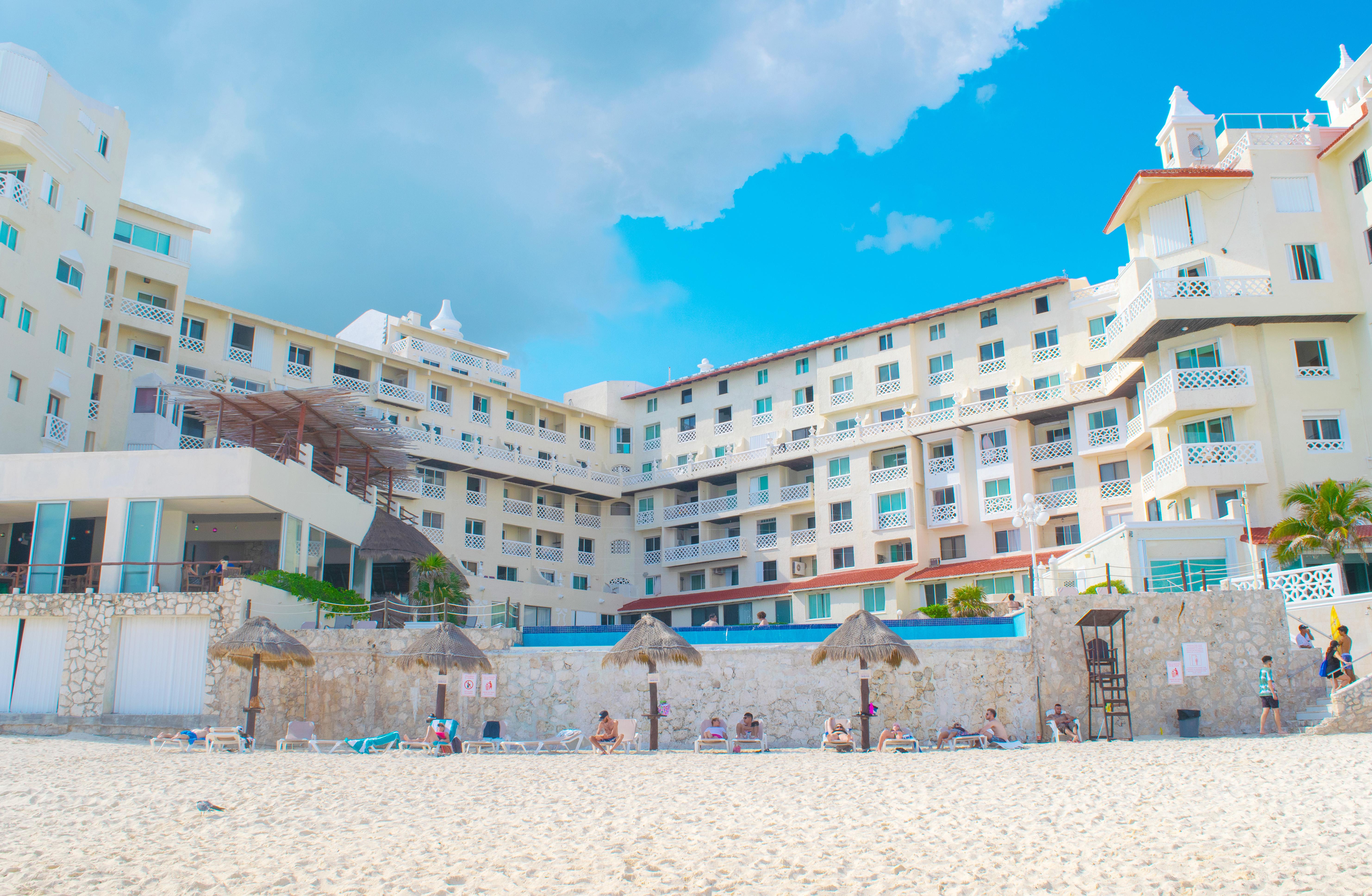 Hotel Bsea Plaza 4*