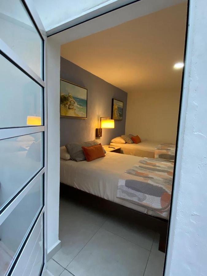 Estudio Con Patio Apartamento *