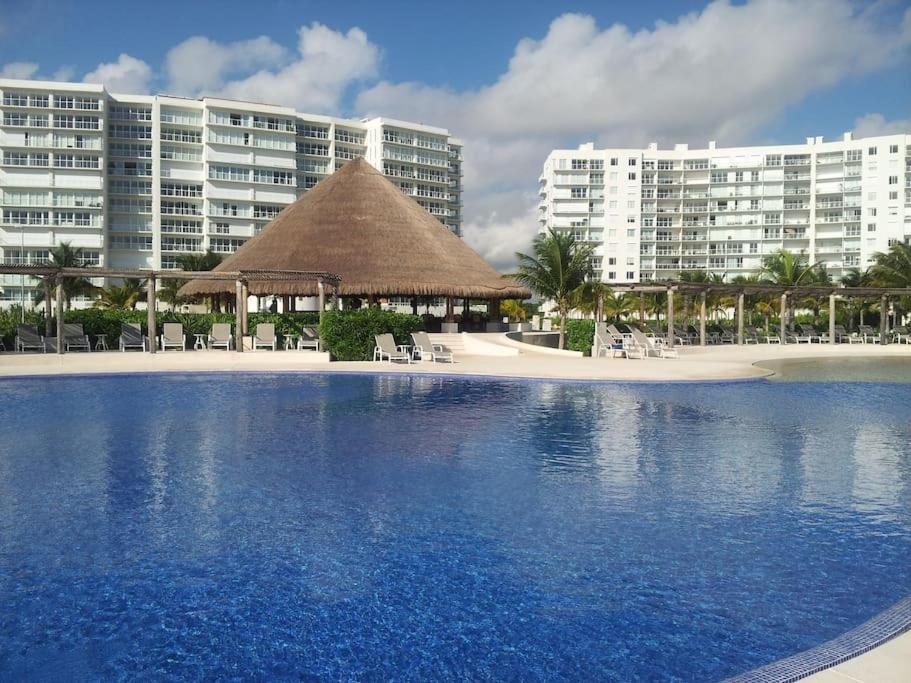 Punta Me Luxury Front Amara Apartamento Cancún