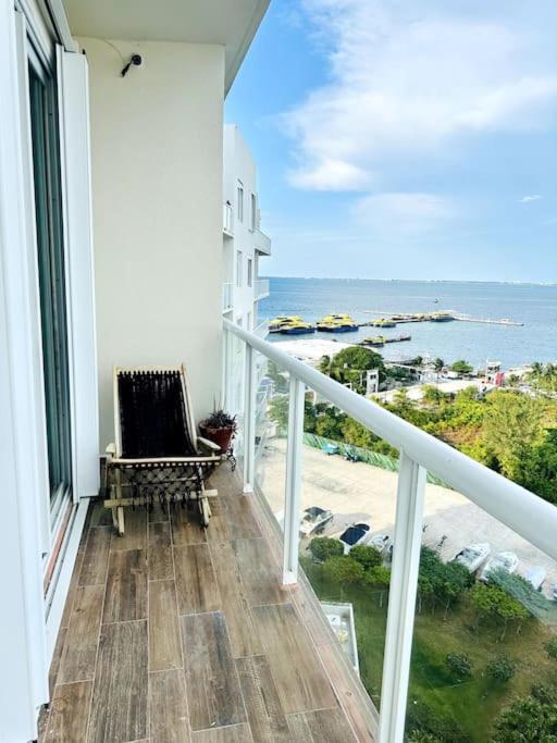 Punta Me Luxury Front Amara