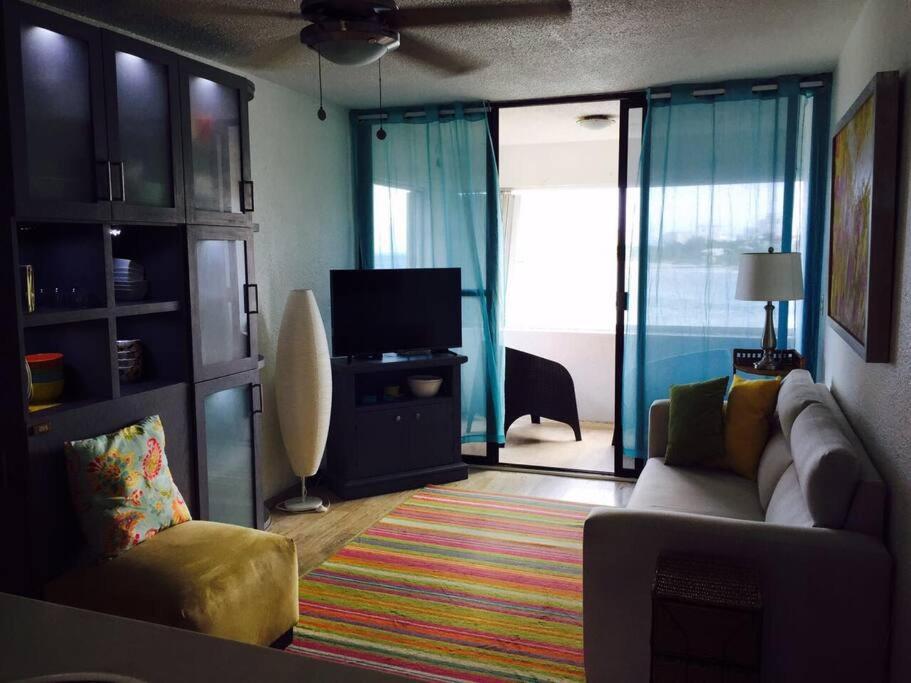 Beachfront 417 Apartment Cancun