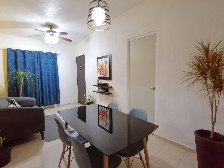 Manga Rosa Apartment Cancun
