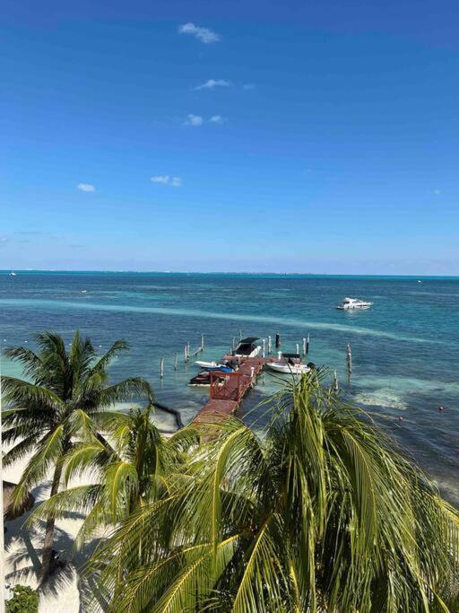 Amazing Ocean Front. 418 Apartamento *