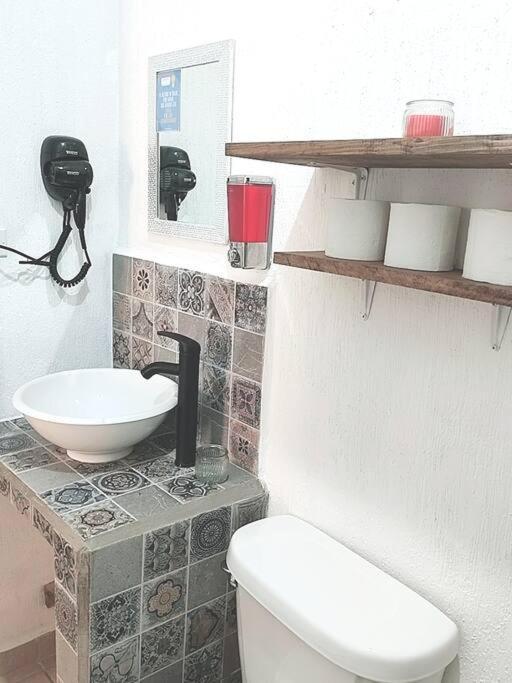 Depa Colibri Cancun, A/a Y Wi-fi, En Planta Baja. Cancún