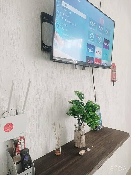 Depa Colibri Cancun, A/a Y Wi-fi, En Planta Baja. Apartamento Cancún