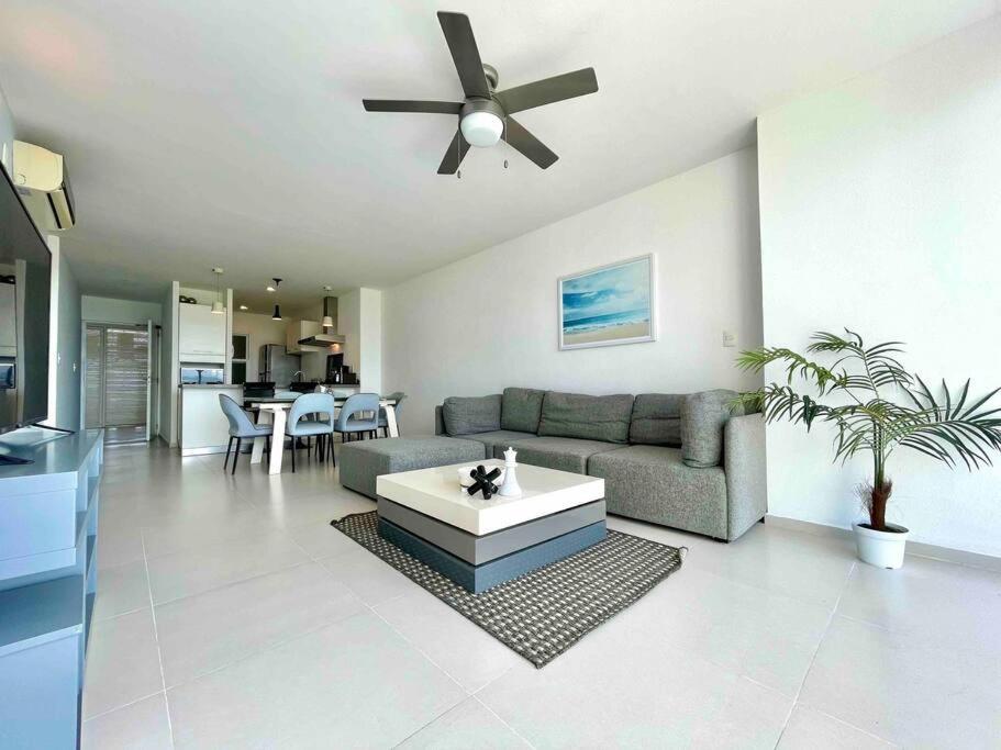 Apartamento Seacost Beachfront 2bdr With Pool By Casa Paraiso