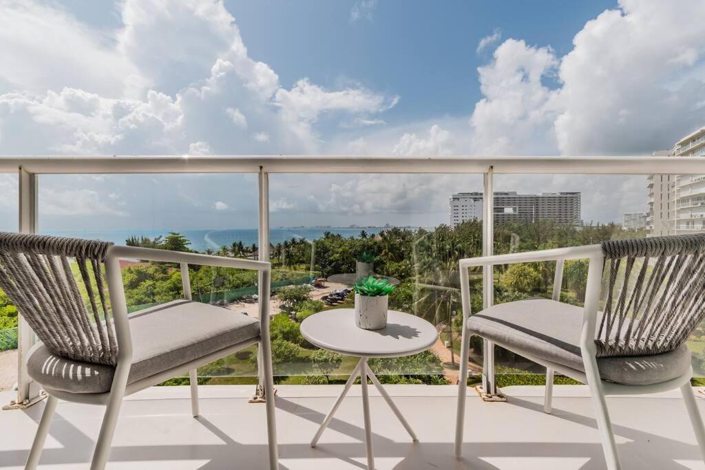 Apartamento Seacost Beachfront 2bdr With Pool By Casa Paraiso