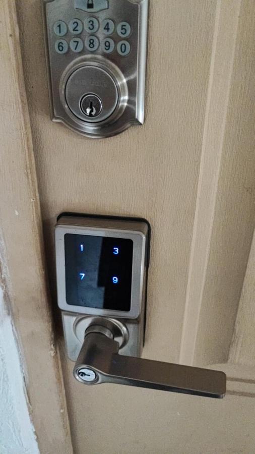 Moderno Y Elegante Departamento Totalmente Equipado En Apartamento