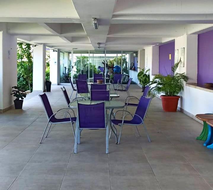 Moderno Y Elegante Departamento Totalmente Equipado En Apartamento