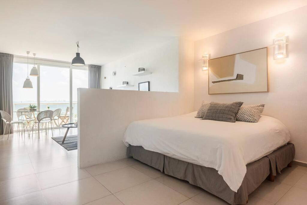 *sun Scape Beachfront By Casa Paraiso* *