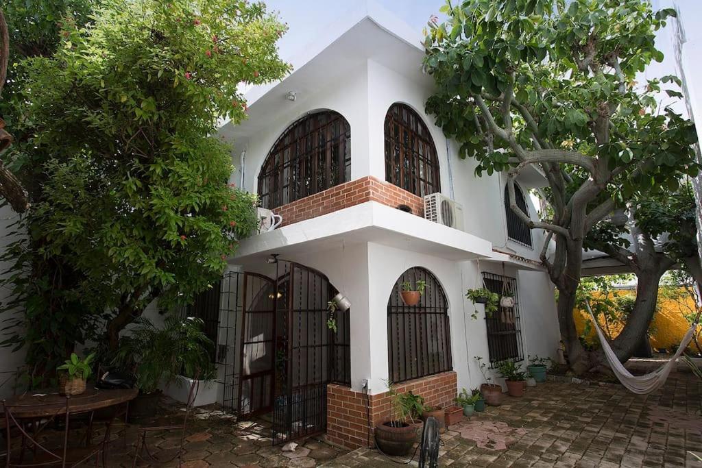 Сasa de vacaciones Tropical House In Downtown *