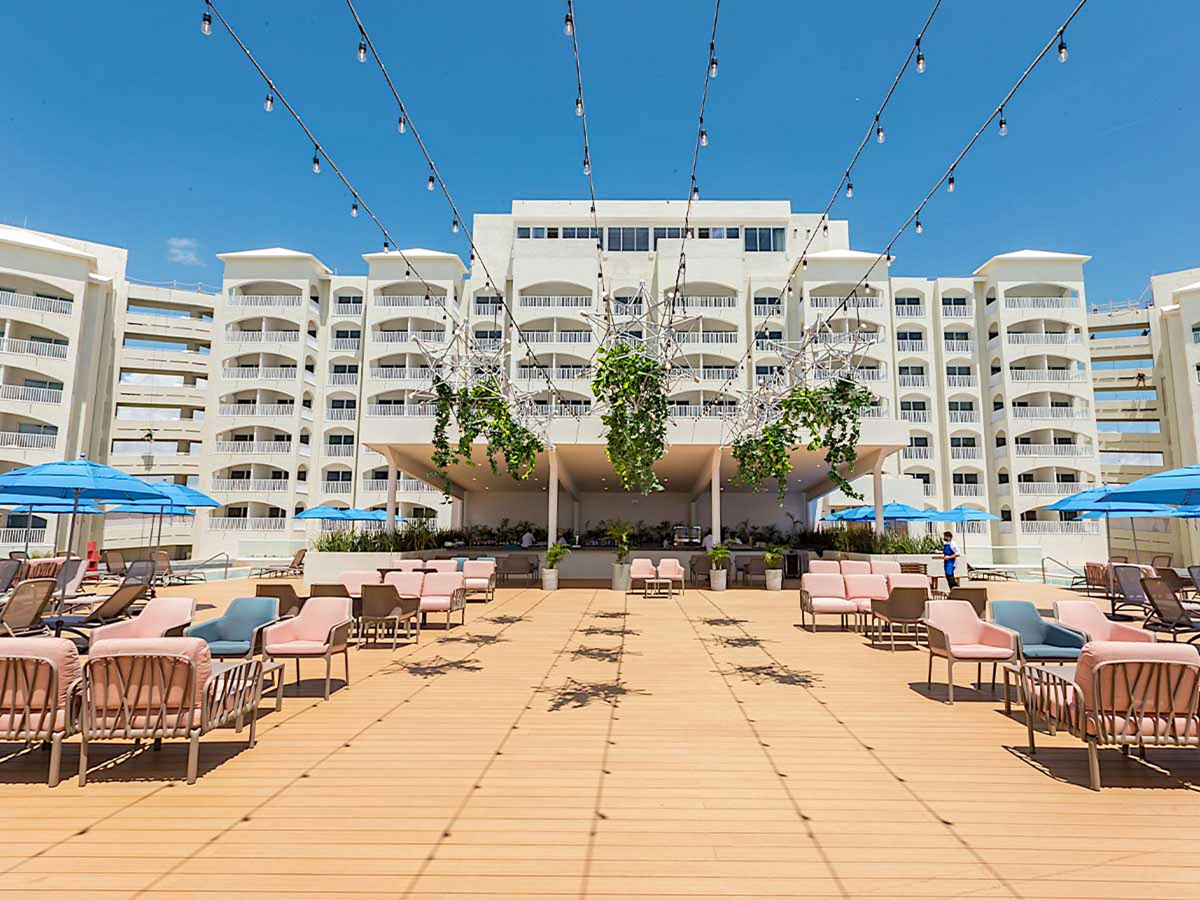 Hilton Mar Caribe Resort 5*