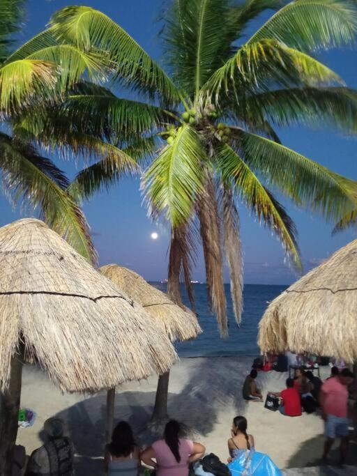 Yyy * Cancún