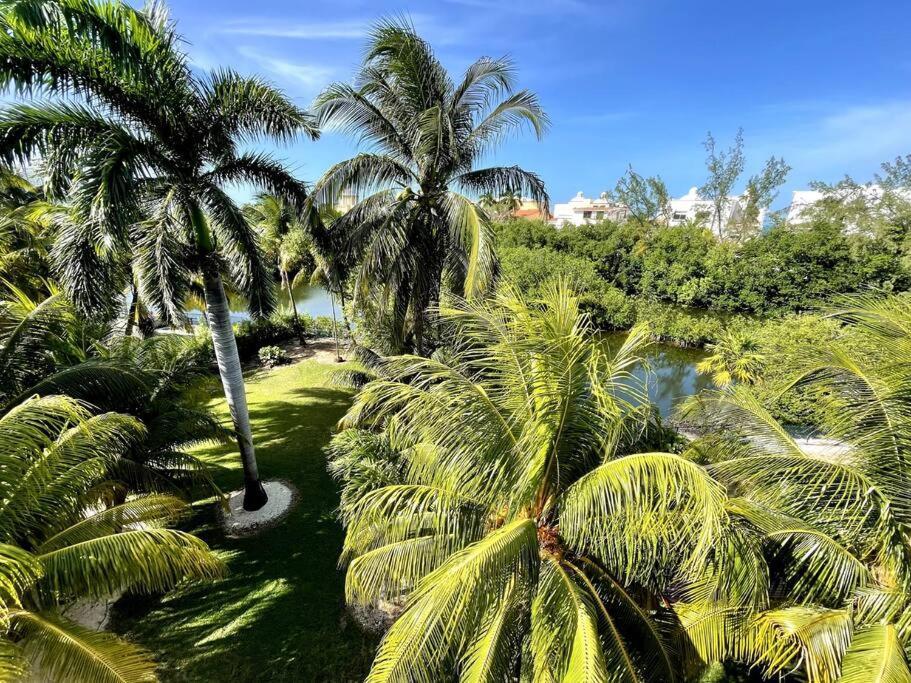 Villa 5br Waterfont Private With Pool & Gardens By Solmar