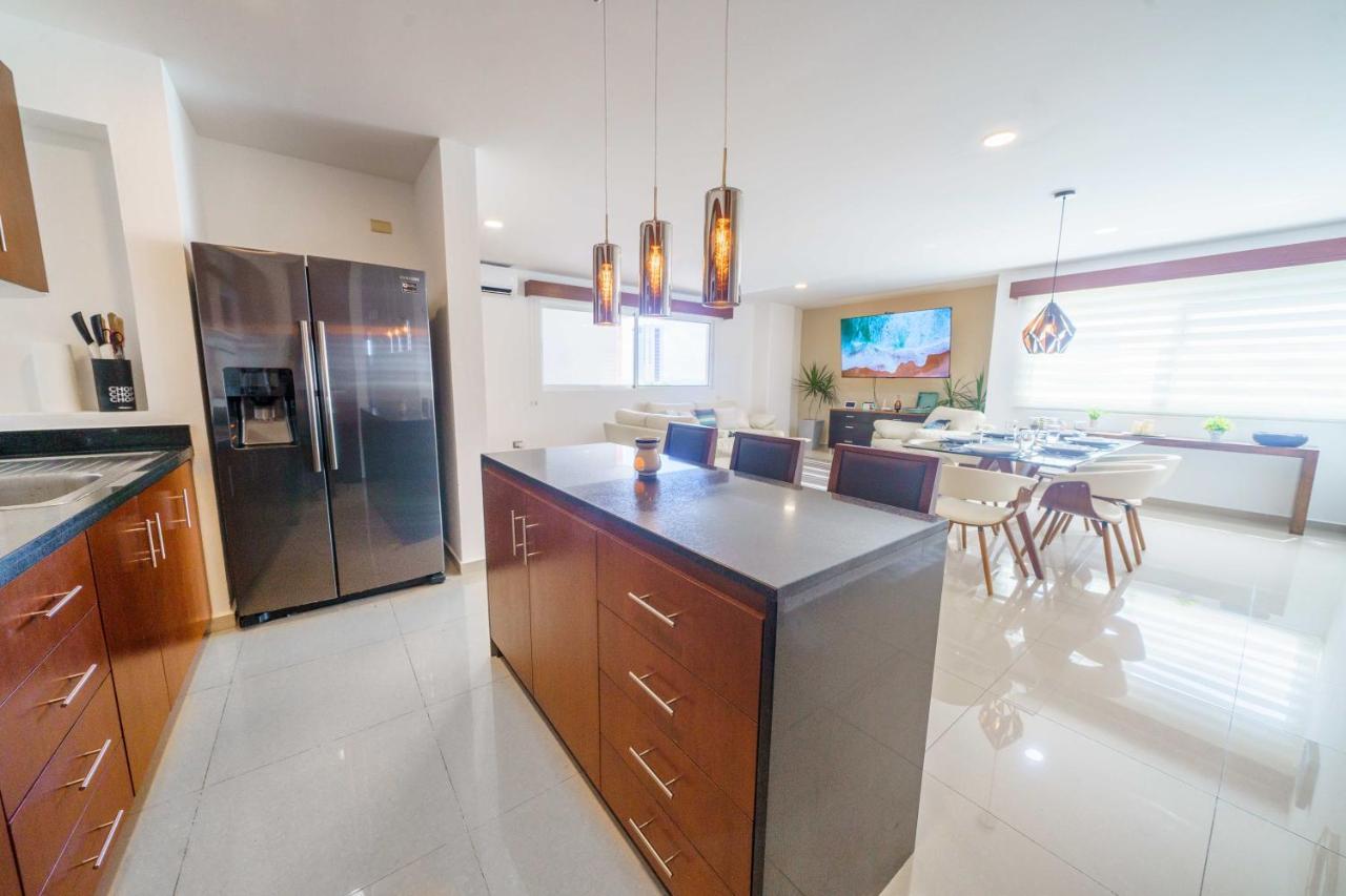 Stylish Three-bedroom W/pool Apartamento *