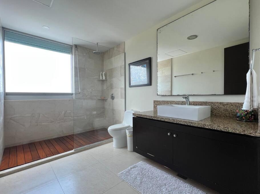 Peninsula Luxury With Ocean Front And Espectacular Views - No Pets * Cancún