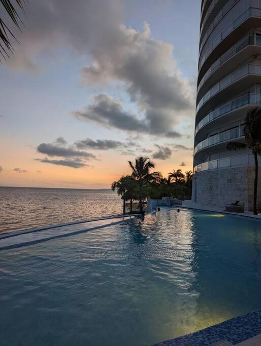 Apartamento Peninsula Luxury With Ocean Front And Espectacular Views - No Pets Cancún