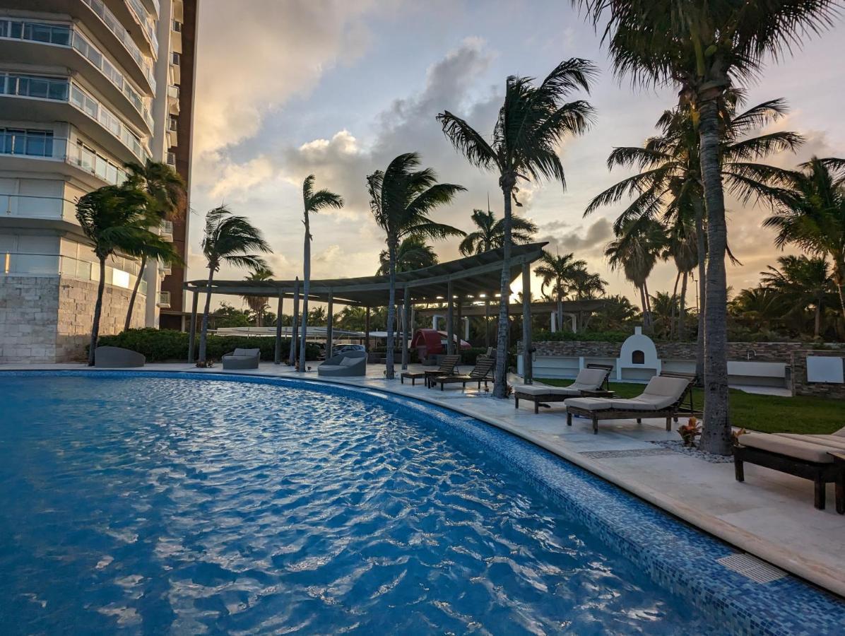 Peninsula Luxury With Ocean Front And Espectacular Views - No Pets Apartamento