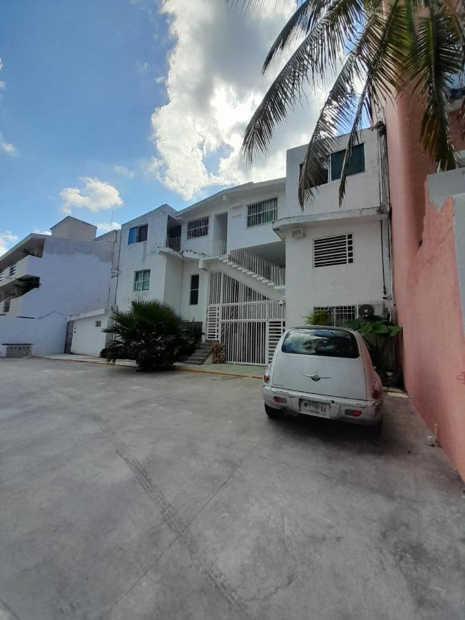 Hostal Large Penthouse On Lagoon, Fantastic Views, Across From Cancún