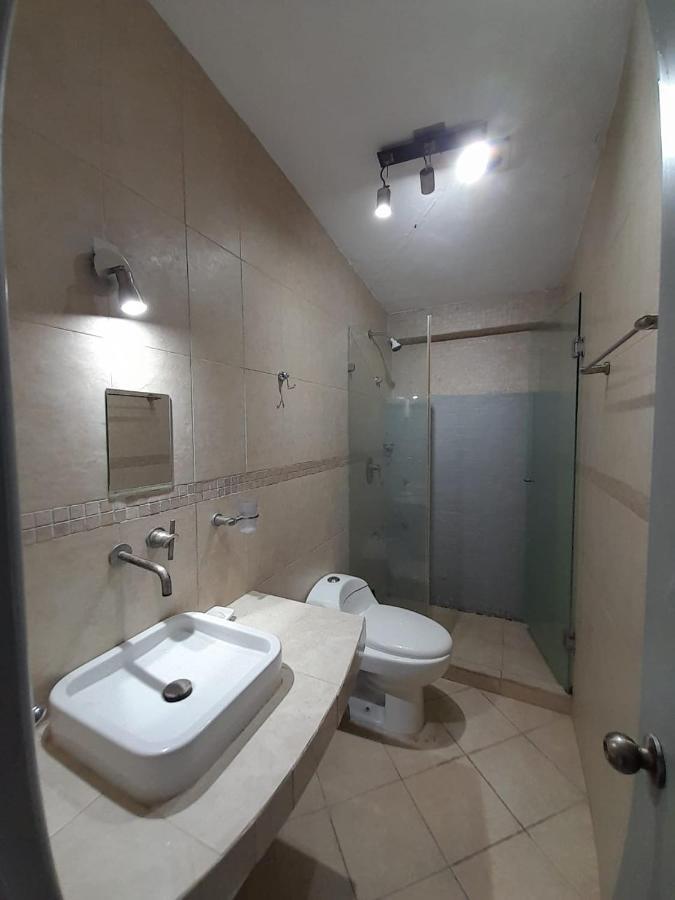 Large Penthouse On Lagoon, Fantastic Views, Across From Hostal *
