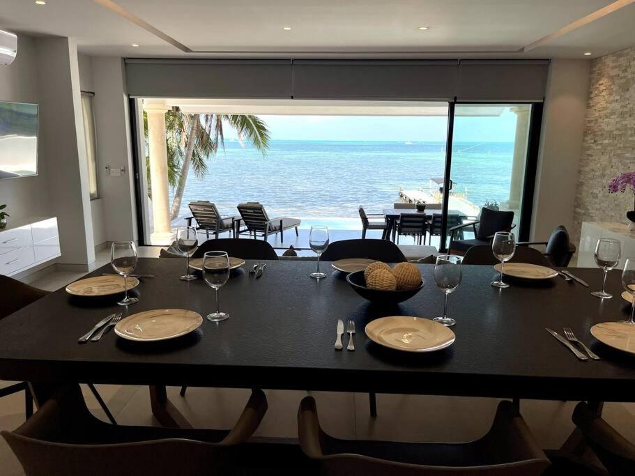 6br Modern Oceanfront With Infinity Pool By Solmar Holiday home Cancun