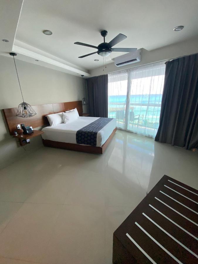 Ocean View Giness Cancún