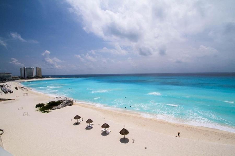 Beautiful Front Pent House In Cancun!!! Cancún