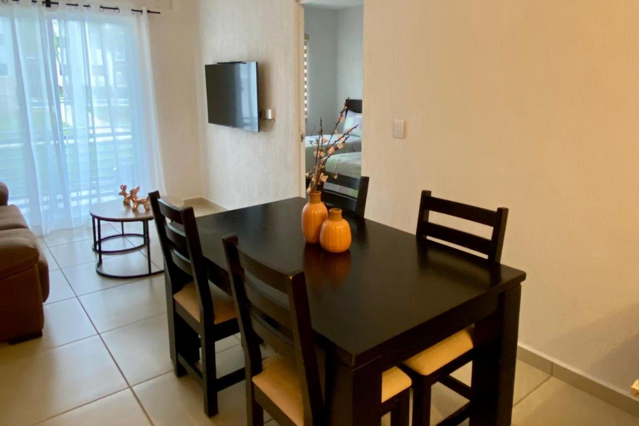 Apartamento Departamento Nuevo, 3 Habitaciones, Justo En Frente De Alberca Cancún