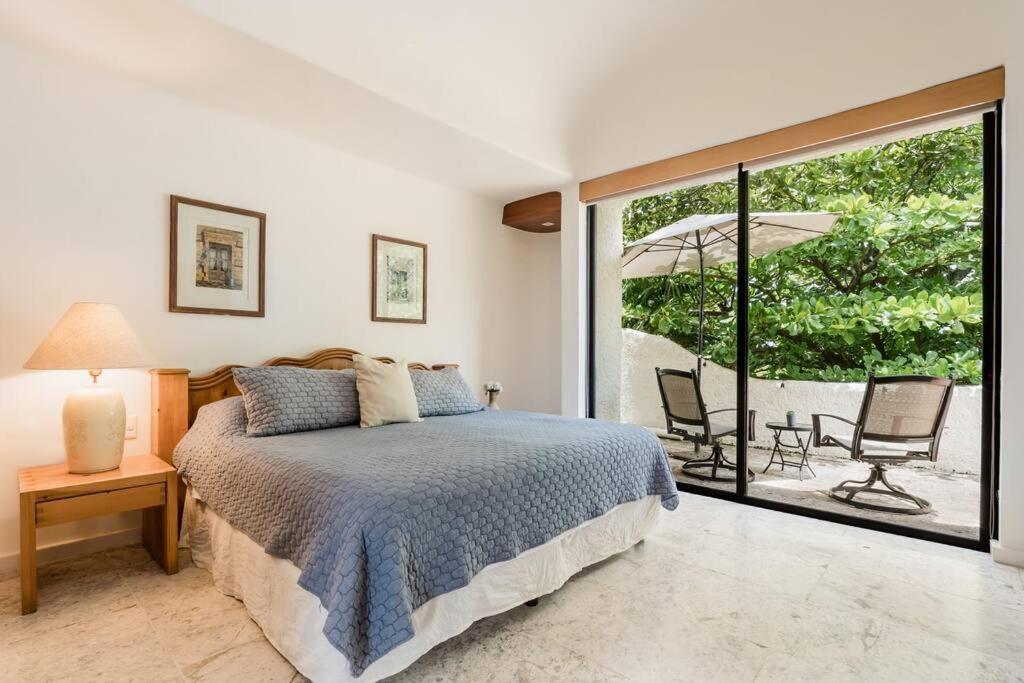 *villa Sicilia Lagoon Front By Casa Paraiso* *