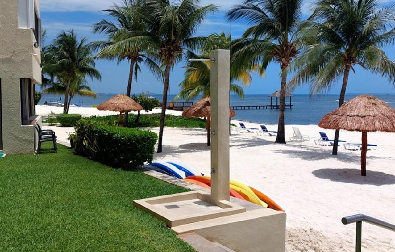 Oceanfront At Unique Location Apartamento Cancún