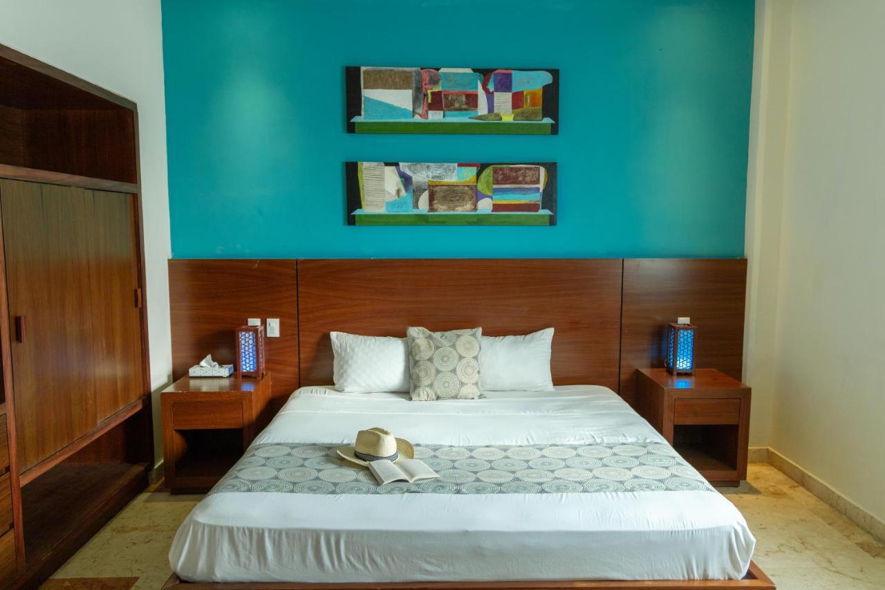 La Palma Beachfront Boutique - Self Check In Hotel
