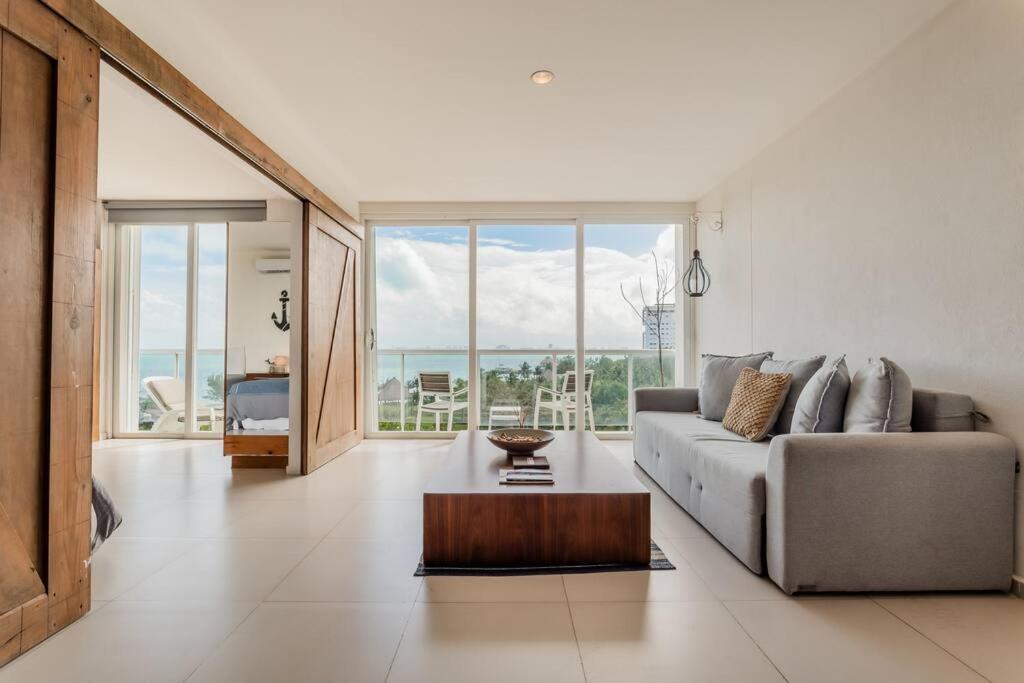 *ocean Beachfront 4 Bdr With Pool By Casa Paraiso*