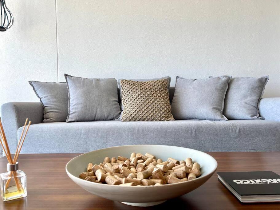 Apartamento *ocean Beachfront 4 Bdr With Pool By Casa Paraiso*