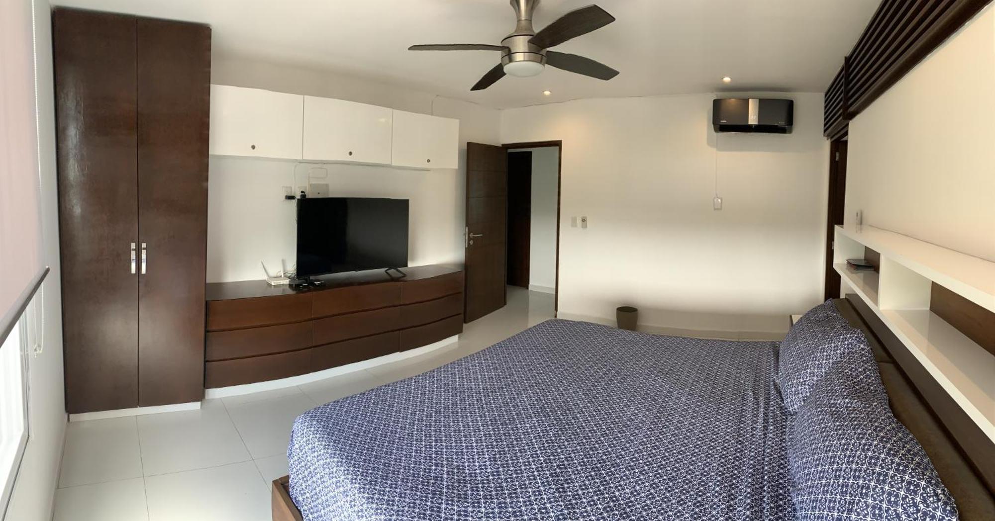 Well Equipped With Splendid Sea View *