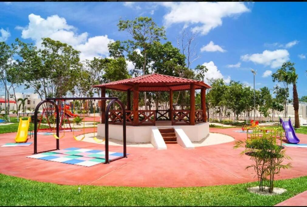 Family With Pool And Water Park Holiday home *