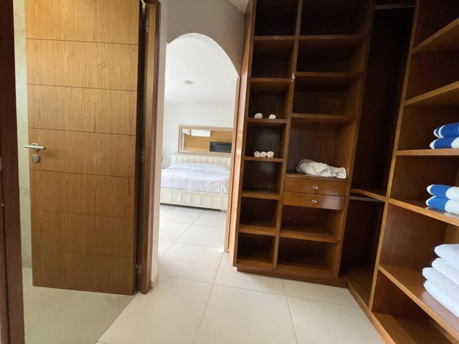 Luxury Beachfront Amara Apartamento Cancún