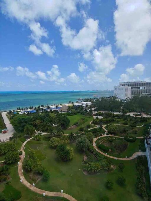 Luxury Beachfront Amara * Cancún