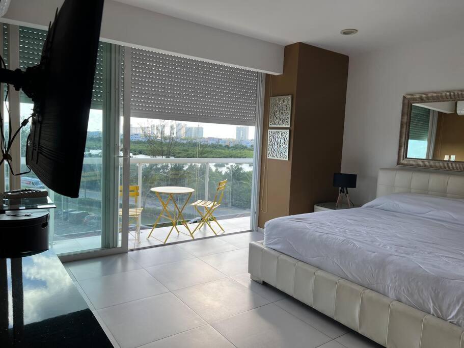 Luxury Beachfront Amara *