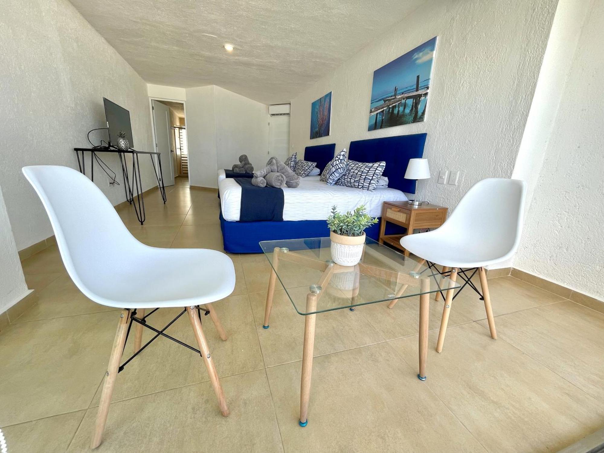 Сasa de vacaciones Beachfront With Pool & Stunning Views *