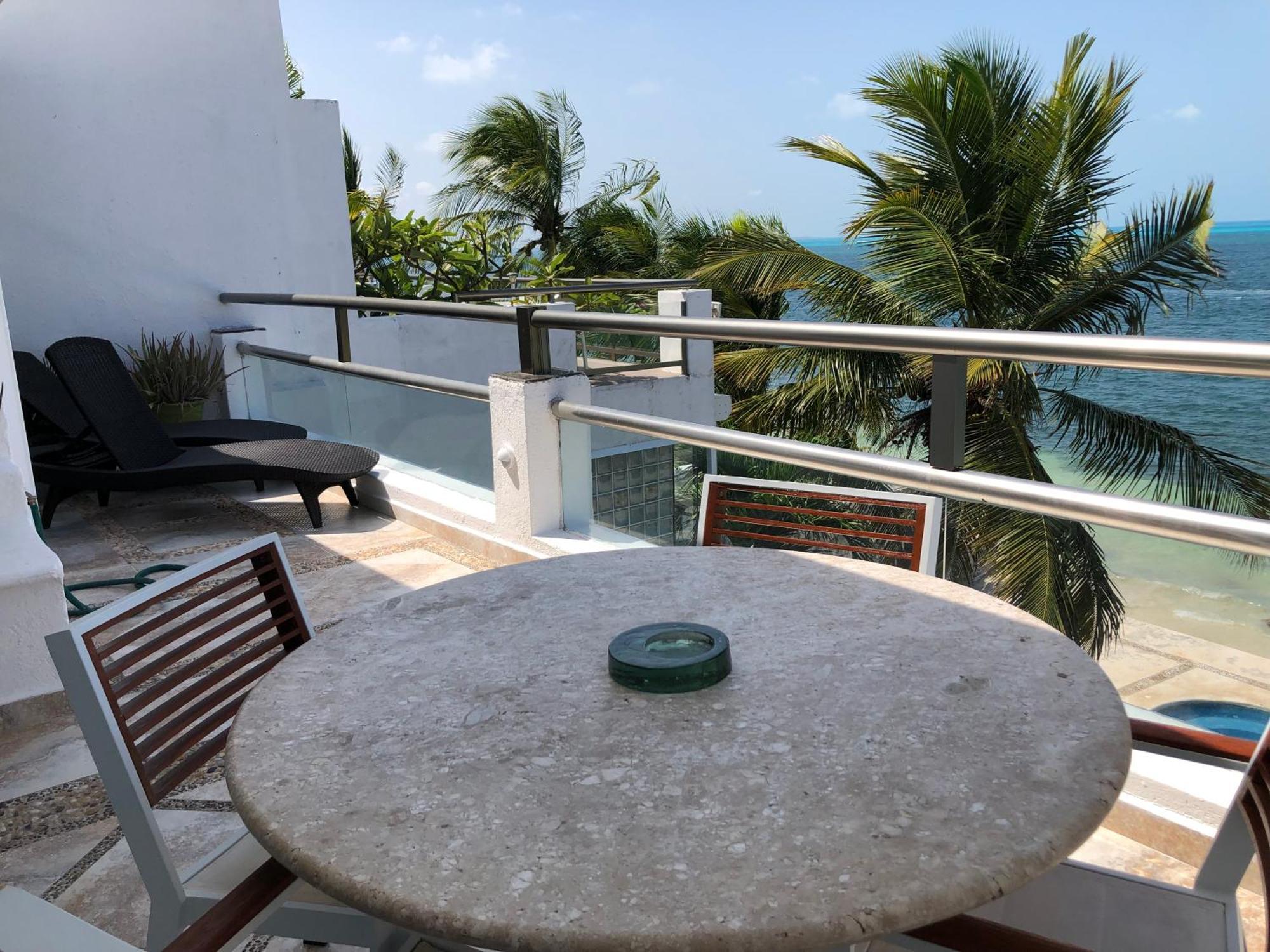 4br Beachfront Beautiful House By Solmar Сasa de vacaciones *