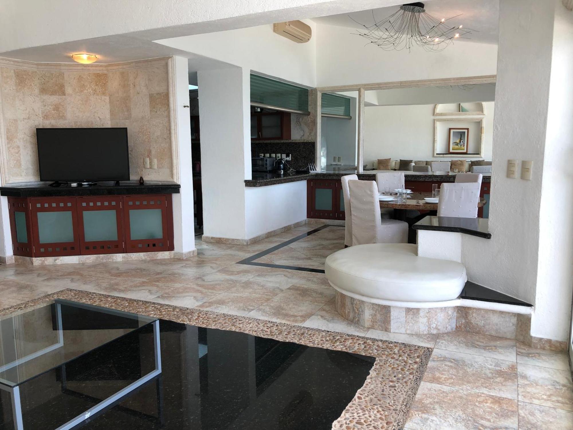 4br Beachfront Beautiful House By Solmar Cancún