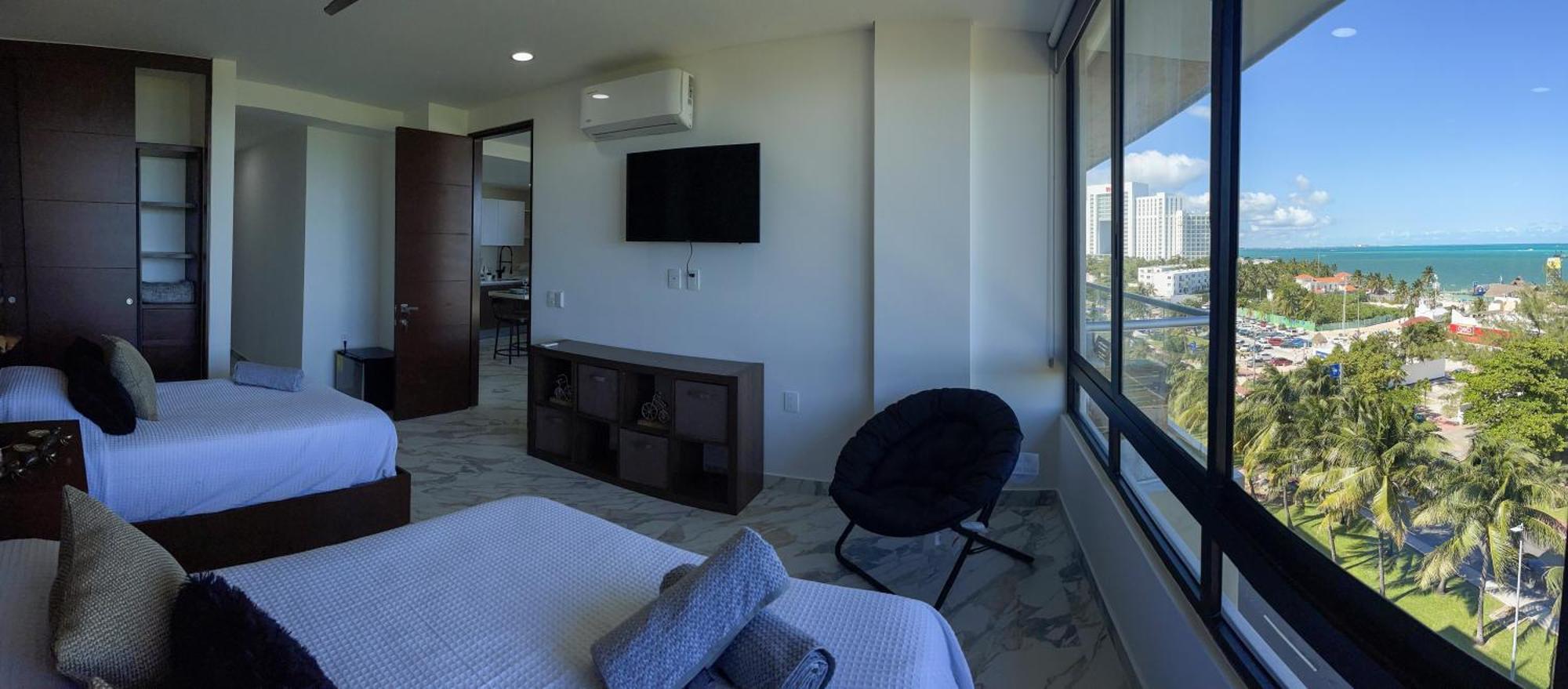 Apartamento 2br Oceanfront Luxury In The Zone Cancún