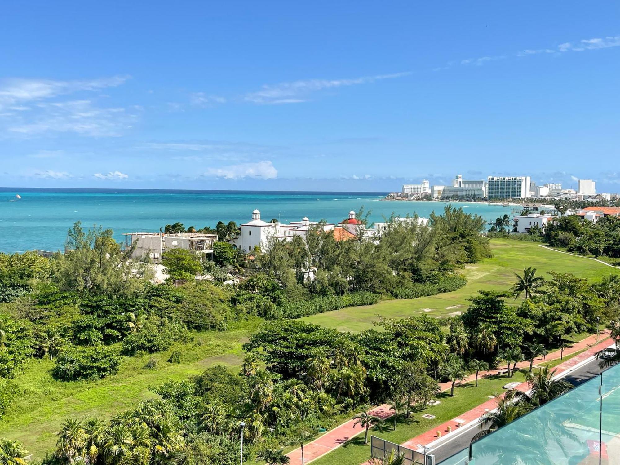 2br Oceanfront Luxury In The Zone Apartamento
