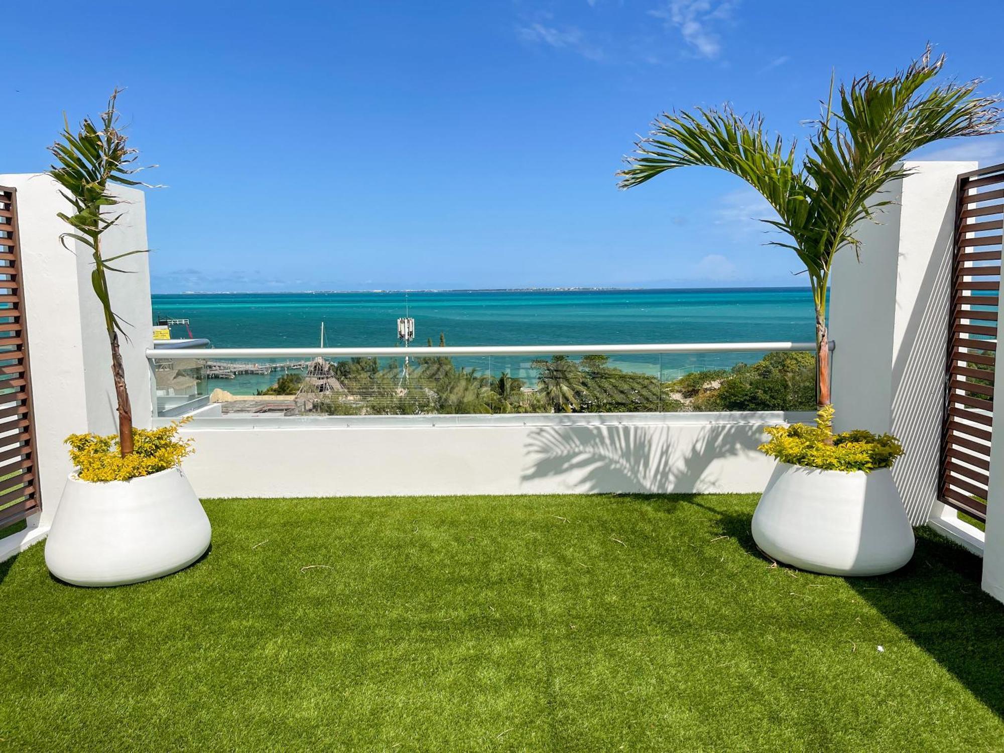 Apartamento 2br Oceanfront Luxury In The Zone Cancún