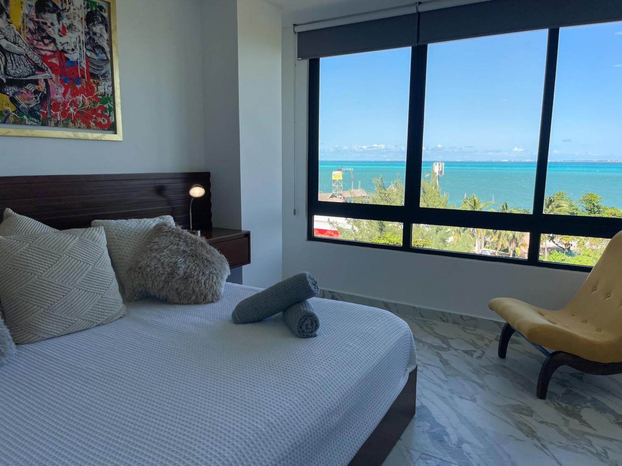 2br Oceanfront Luxury In The Zone