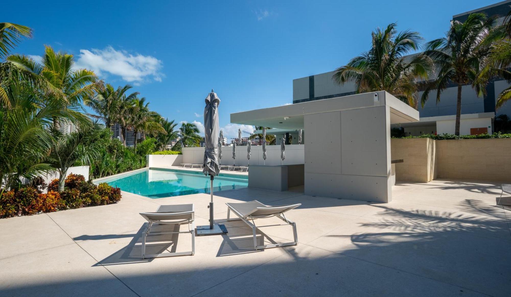 Apartamento 3br Luxury Oceanfront W Pool, Gym & Views *