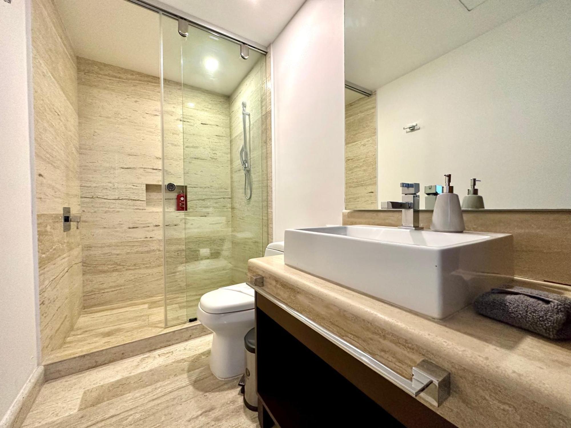 3br Luxury Oceanfront W Pool, Gym & Views Cancún