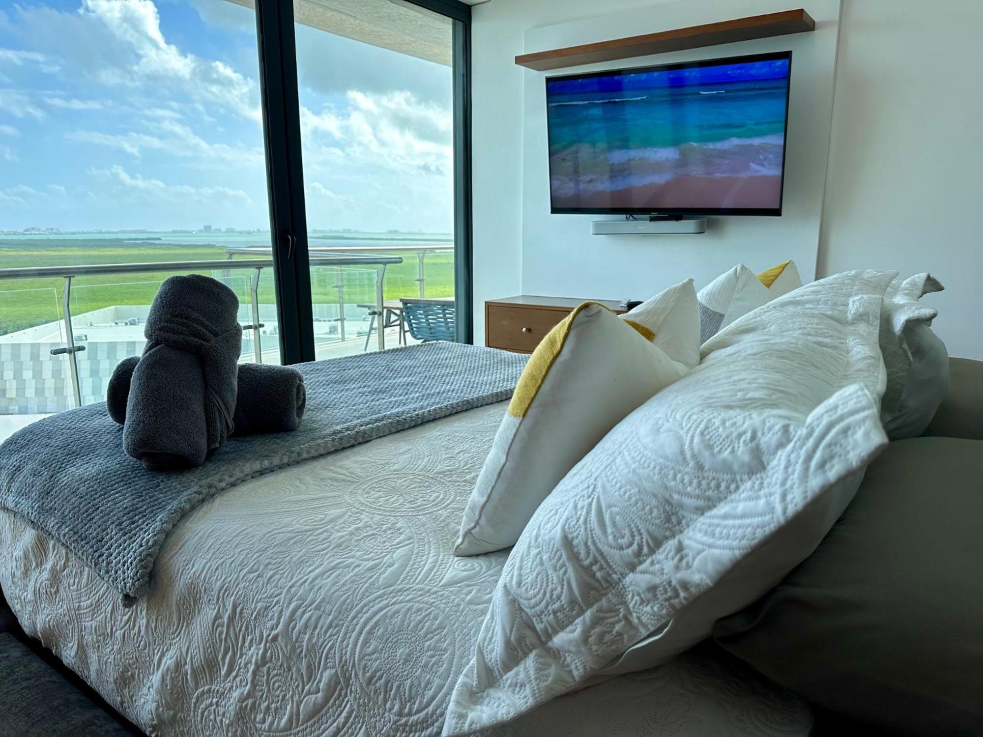 Apartamento 3br Luxury Oceanfront W Pool, Gym & Views Cancún